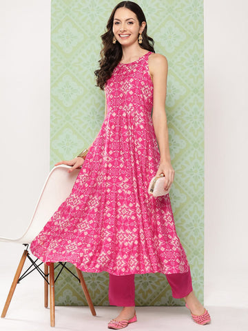 Varanga Women Pink Patola Printed Anarkali Kurta Paired With Solid Bottom